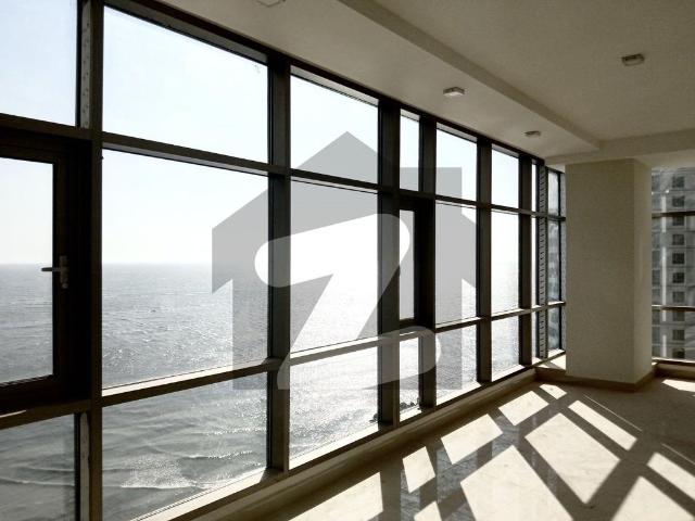 Unique 3 Bedroom Seafront Apartment Available For Rent In Emaar Reef Tower! Emaar Reef Towers