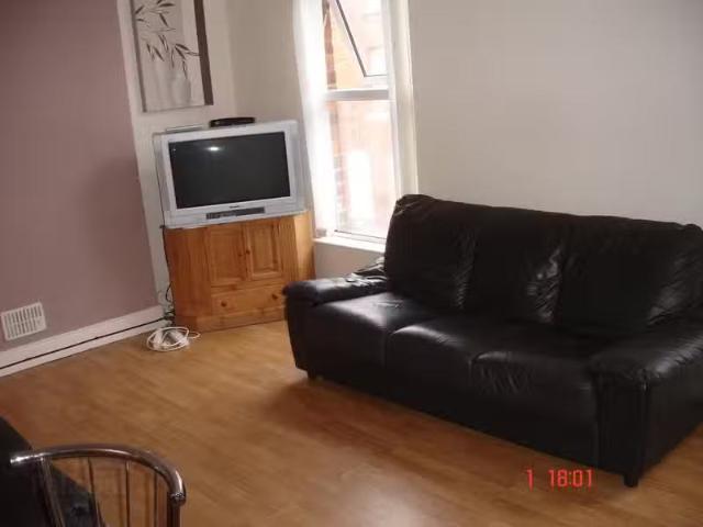 Just in! 100 Wellesley Avenue