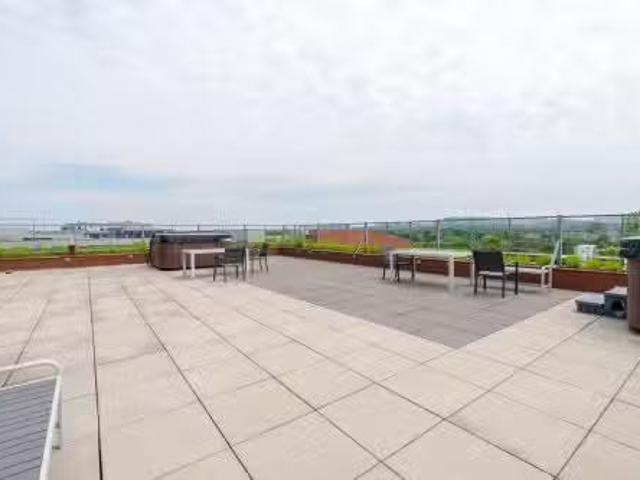 Rental! 1 BR 208 2335 Ch. Manella, Mont Royal, QC, H4P 0B3 l.