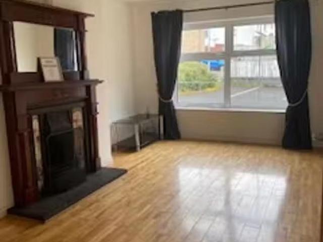 Rental! 25 Woodview