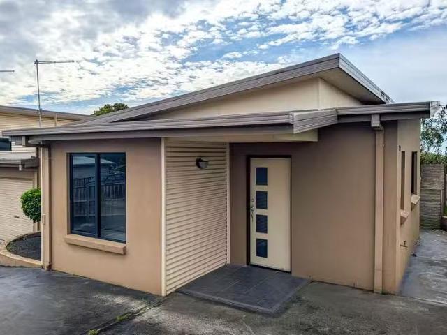 Nice 2 BR 1/142 Middle Road, MIANDETTA, TAS 7310 House for R.