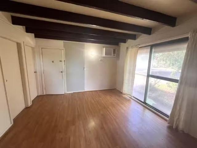 Nice 2 BR 1/218 High Street, HILLSTON House for rent Listed b.