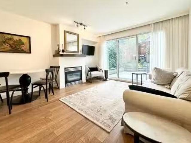 Unique 2 BR 3160 4Th Avenue W, Vancouver, BC, V6K 1R7 house.