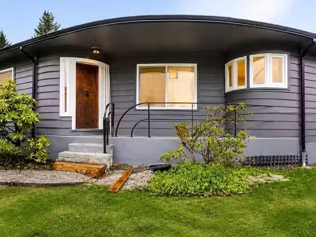 Unique 5 BR House for rent in North Vancouver, North Vancouver.