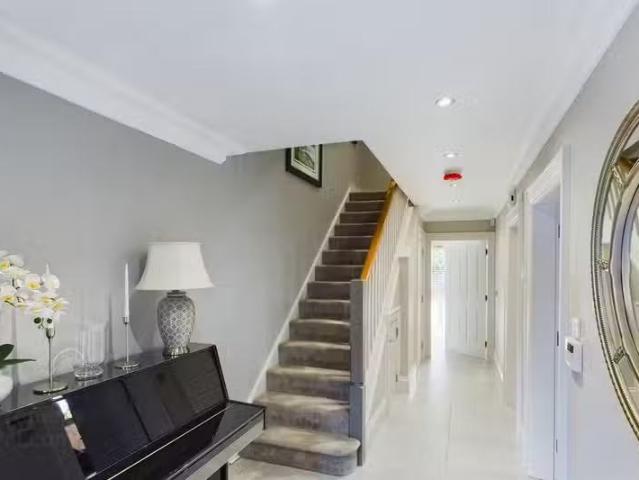 New 9 Montpelier Park