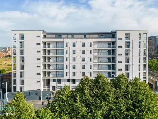 Cozy Apt 9, 37 Bridge End