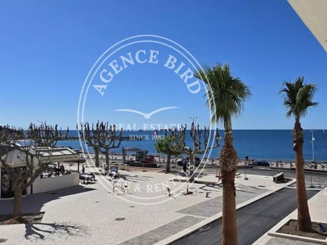 APPARTEMENT SIGNATURE DANS UN ANCIEN PALACE DE LA BELLE EPOQUE A SAINT RAPHAEL