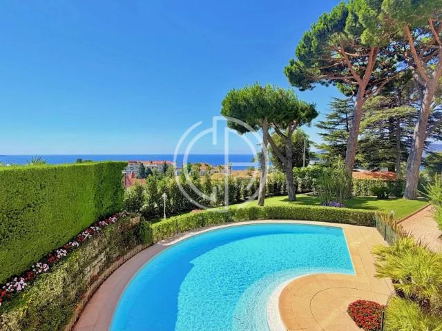 UNIQUE APPARTEMENT VILLA d'exception Vue mer