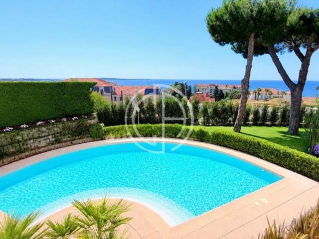 UNIQUE APPARTEMENT VILLA d'exception Vue mer