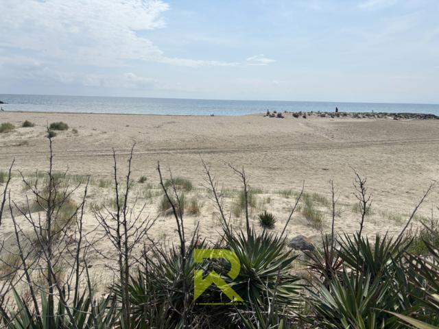 UNIQUE AU GRAU D'AGDE: L'Échappée Bleue Absolue 2 018 m2