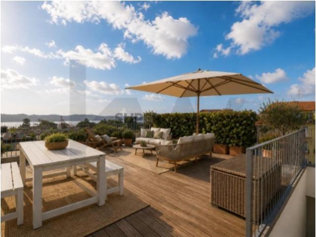 UNIQUE BELÉM | PENTHOUSE T3 COM TERRAÇO E PISCINA PRIVATIVA