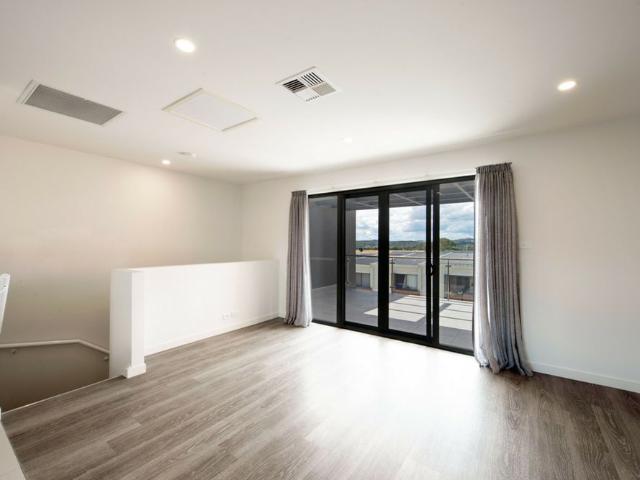 Unique Executive Townhouse