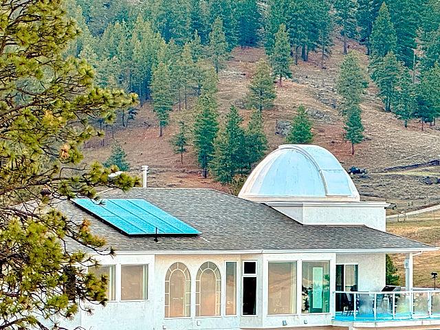 Unique Furnished Osoyoos 1bs Suite With Incredible Views