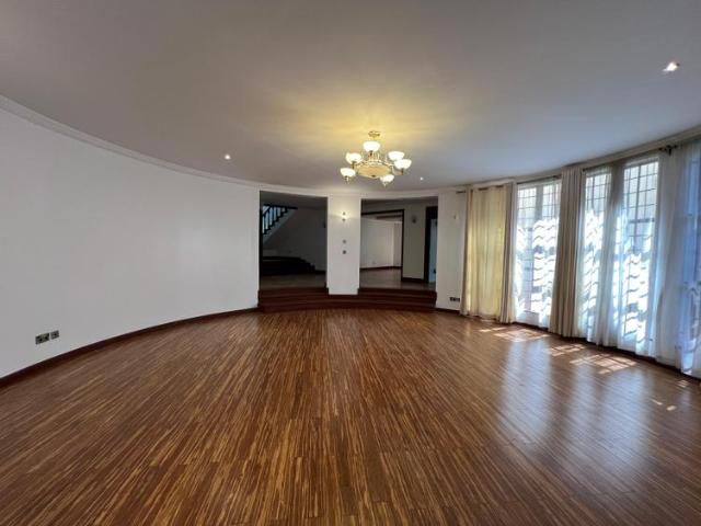 Unique Listings