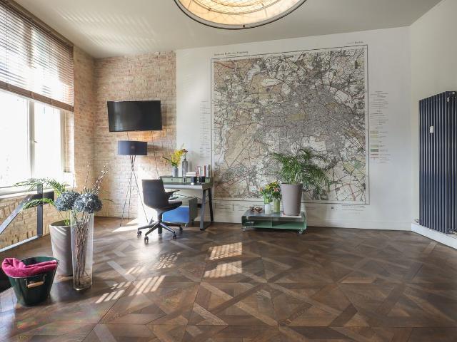 Unique maisonette apartment with loft character in the trendy district of Schöneberg, 15 min from KaDeWe, Berlin Amsterdam Apartments for Rent