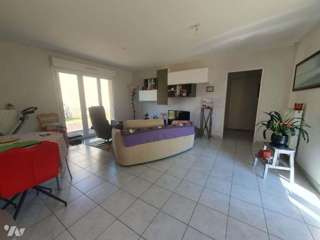 Uniquement chez DES NOTAIRES A MES COTES, pavillon de plain pied A LOUER, disponible dès le 11.
