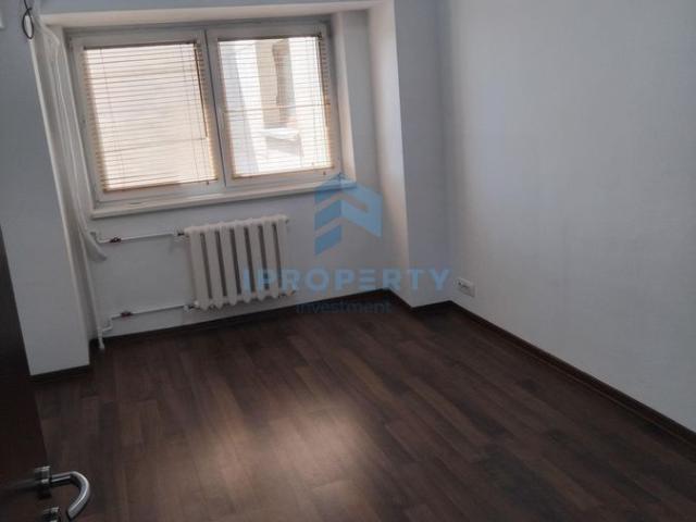 Unirii | 3 Camere | Nemobilat | Decomandat | Prox. Metrou |