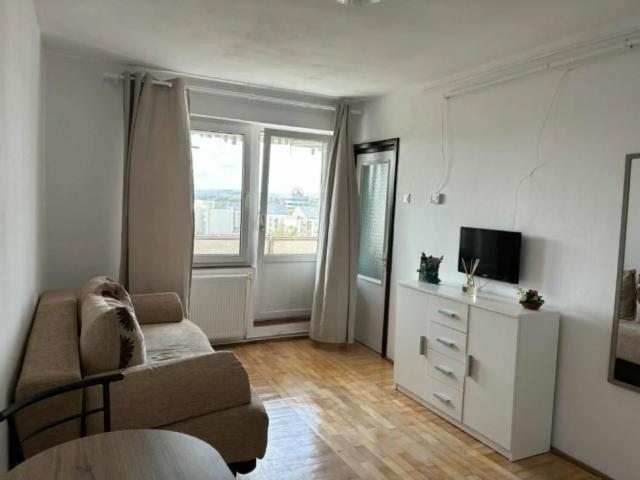 Unirii 1 camera balcon