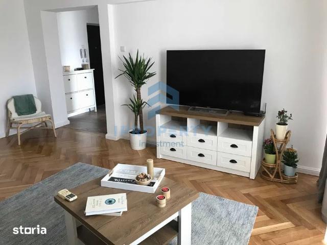 Unirii | 2 Camere | Renovat | X3 Balcon | Prox. Metrou |