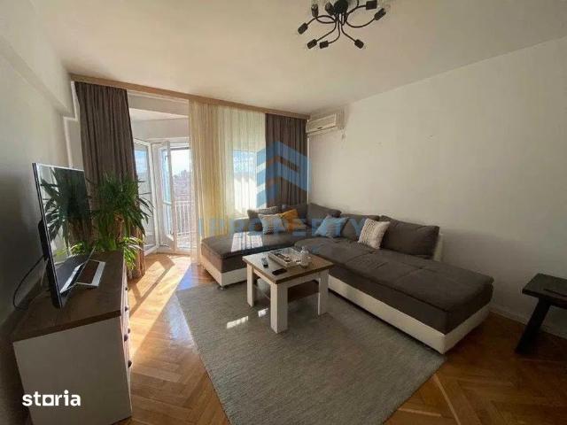 Unirii | 2 Camere | Renovat | X3 Balcon | Prox. Metrou |