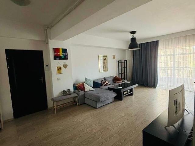 Unirii Alba Iulia ap. 2 cam. spatios 84mp centrala proprie bloc 2009