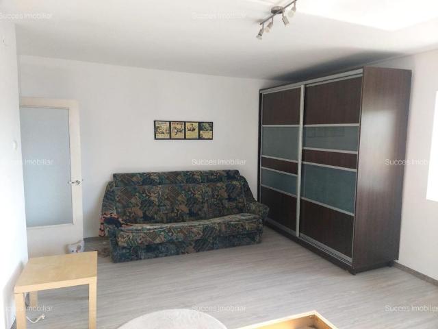 UNIRII SPLAI,CAMERA DE COMERT,GARSONIERA 42 MP,MOBILATA MODERN,400 EURO
