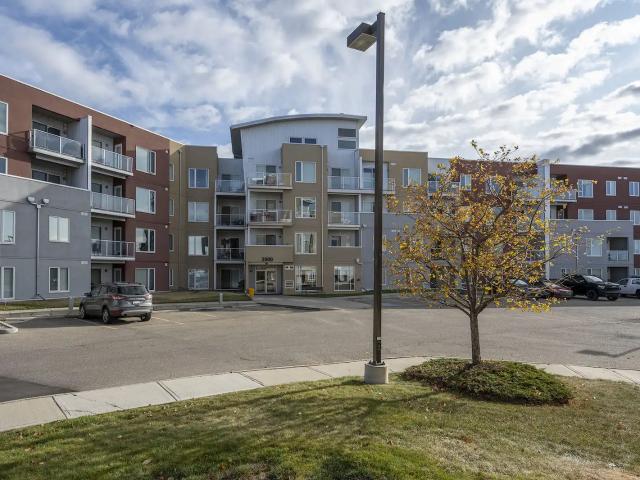 UNISON 2 BEDROOM CONDO AT THE EDGE EAST LAKE INDUSTRIAL AIRDRIE
