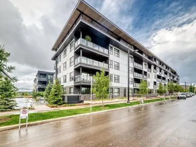 UNISON 2 BEDROOM CONDO WITH A/C AT CAPELLA – UNIVERSITY DISTRICT