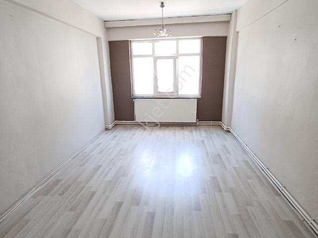 Unkapanı Mah 2.kat 2+1 Diş
