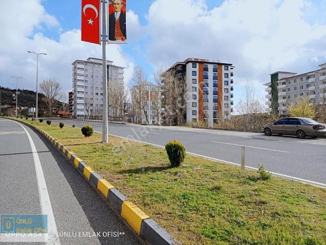 Ünlü Emlaktan Budamış Mh.havalimanı Yolunda 3+1 Sıfır Lüks Daire