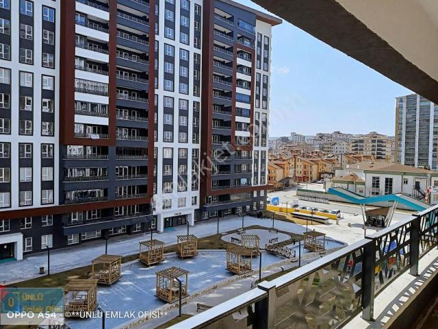 Ünlü Emlaktan Kastamall Kuzeyde Arakat Peyzaj Manzaralı Kiralık