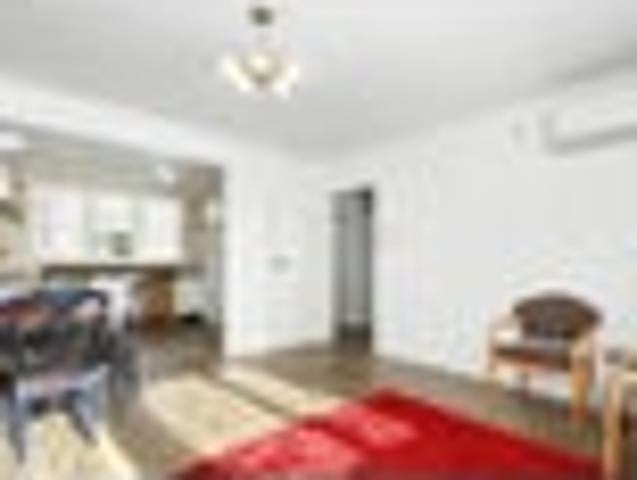 Unlock The Potential: Your 4 Bed Family Haven!