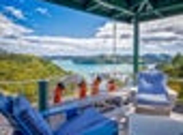 TE WAHAPU SANCTUARY: MOTIVATED OWNERS SAY SELL!