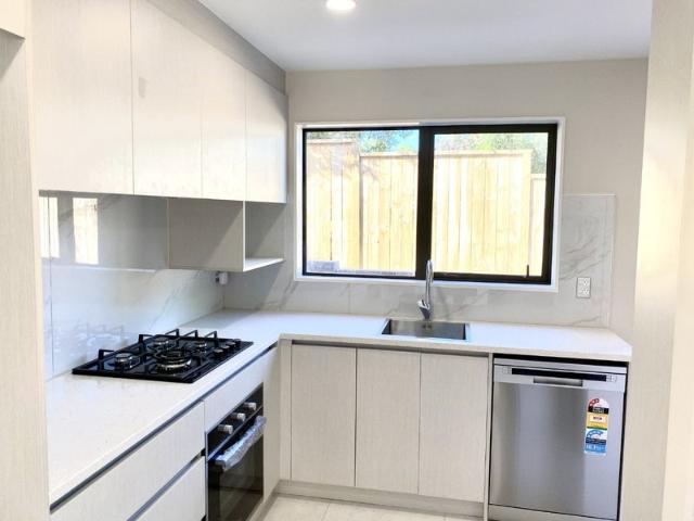 unsworth heights, 2 bedrooms