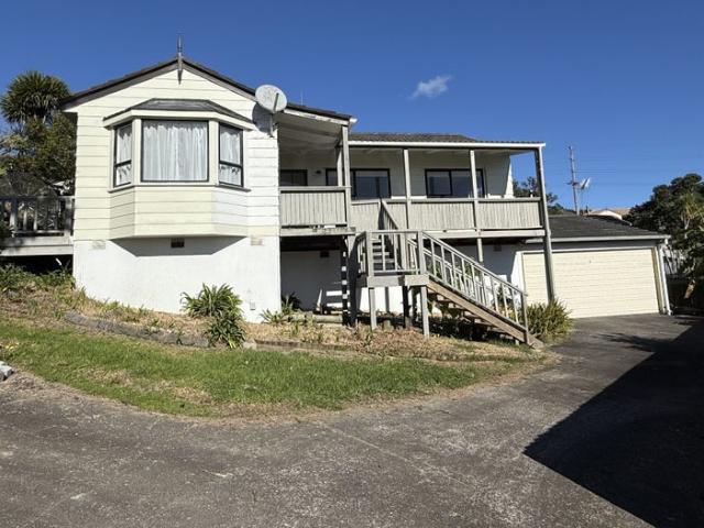 unsworth heights, 3 bedrooms