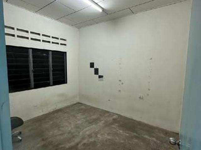 Untuk di jual For sale