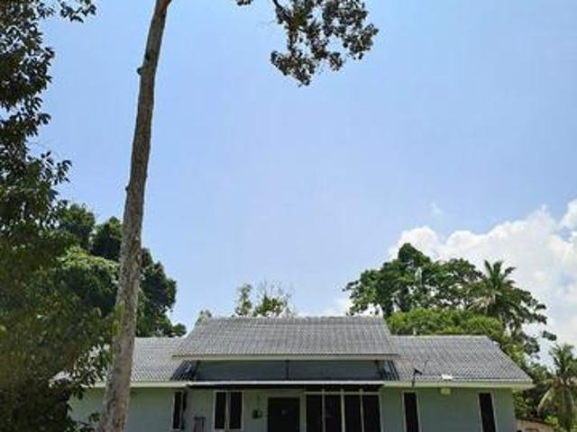 Untuk Di Jual Tanah ekar luas tepi sungai rumah rakit dan banglo