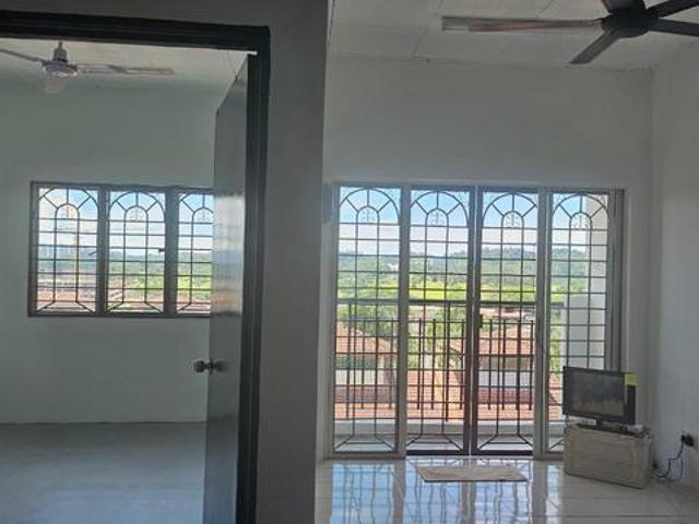 UNTUK DIJUAL Apartmen Blok B Taman Tropika Sungai T