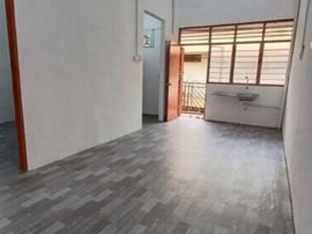 UNTUK DIJUAL FLAT TAMAN HAJI MOHD AMIN tepi UITM Permatang Pauh