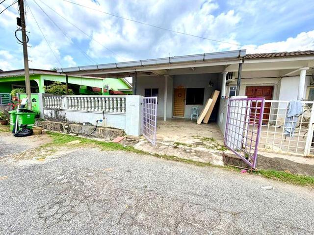 Untuk Dijual Semi D Taman Seri Mahkota Batu 12 Kuantan