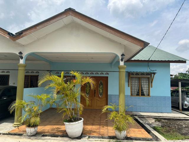 UNTUK DISEWA Rumah Berkembar Setingkat Sungai Merab Luar Kajang