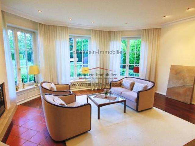 Unternehmer Villa Wohlfühloase 8 ZKBB* 2x Bad + 2x G WC* doppel Garage* parkähnl.Garten* Wiesloch