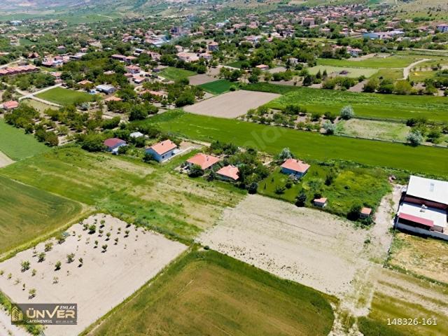 ÜNVER EMLAK'TAN OLTAN KARAHASAN MH'DE 3 KAT KONUT İMARLI ARSA