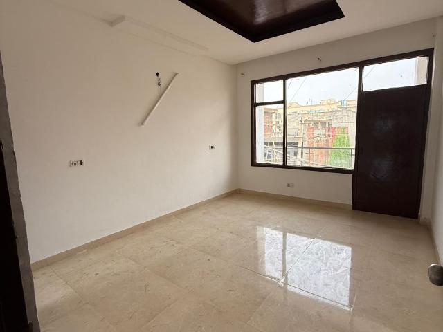 US Pine Homes 3 Bedroom 1900 Sq. Ft. Apartment in Dhakoli Zirakpur Listing ID: #9028