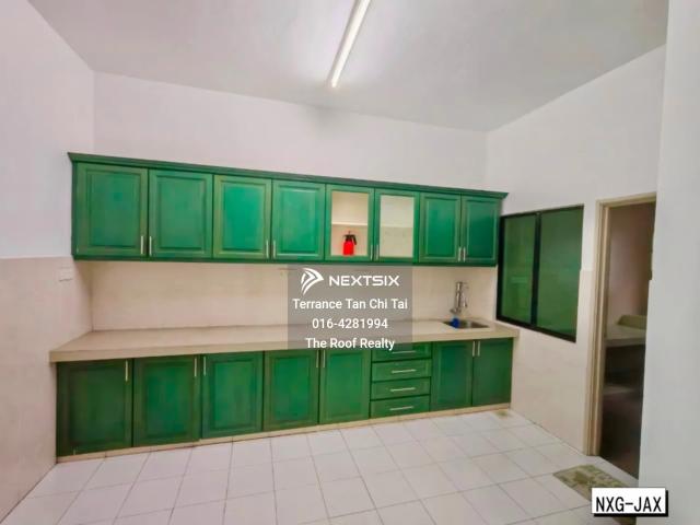 Using apartment proce to buy Landed property Upper Corner Unit