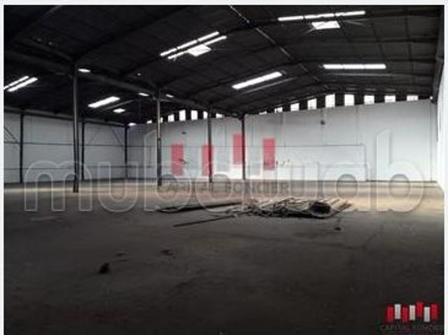 Usine de 2000 m2 zone industrielle de mediouna a la location