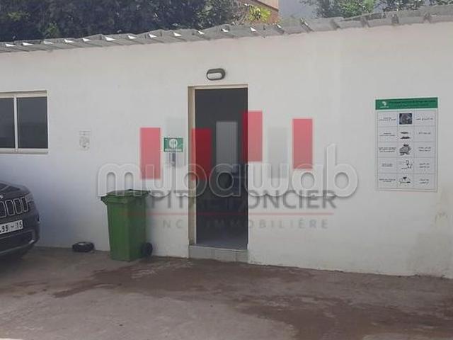 Usine industrielle de 2000 m2 a la location zone industrielle dar bouazza oulad azzouz
