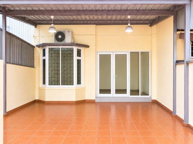 USJ6 DOUBLE STOREY ENDLOT Near LRT TAIPAN