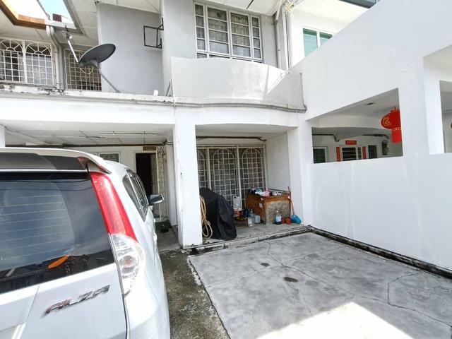 USJ 1 SUBANG JAYA 2 storey terrace house