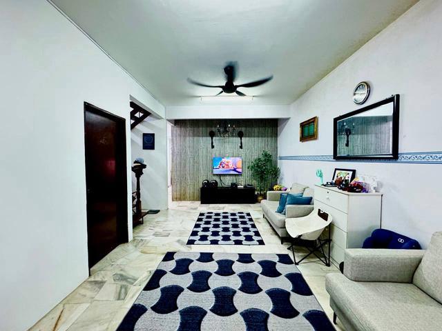 USJ 1 Subang Jaya Double Storey House For Sale Harga Murah Size 22x75